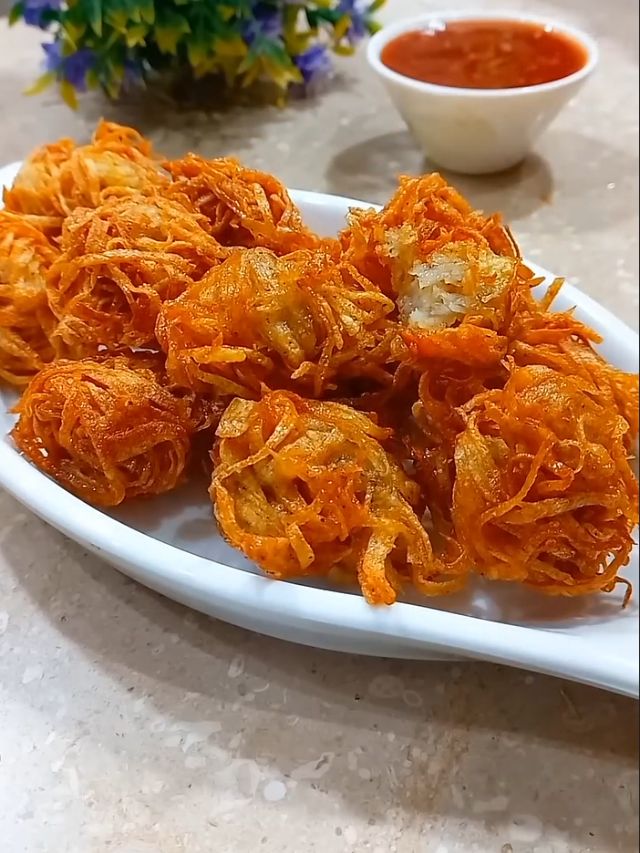 क्रिस्पी और चटपटा आलू फ्राई पकोड़े