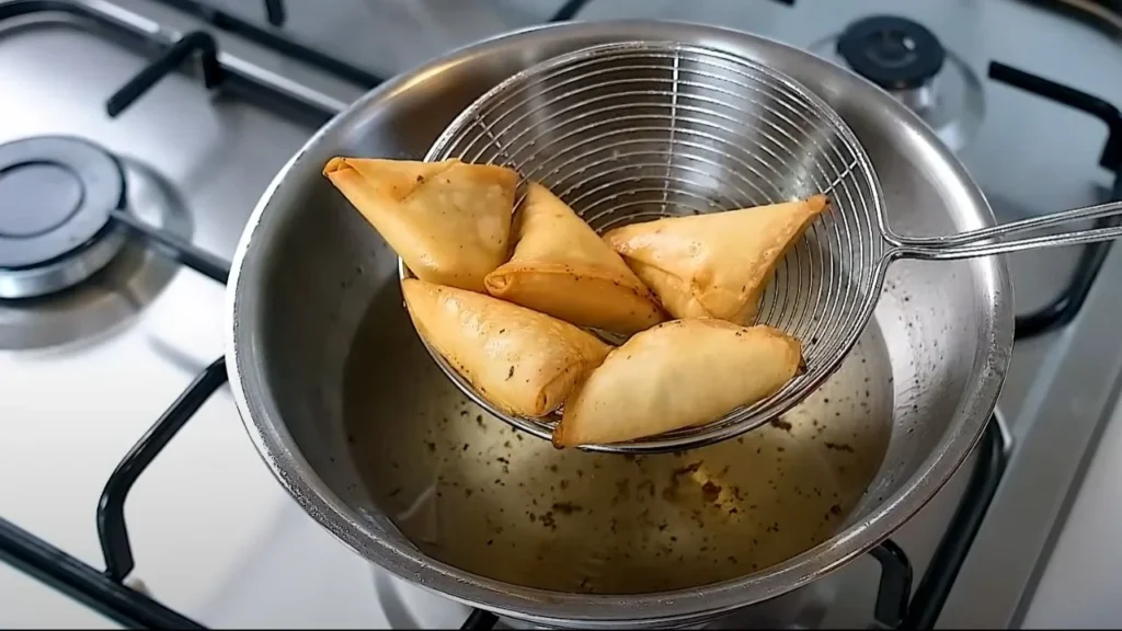 Navtad Samosa Recipe in hindi