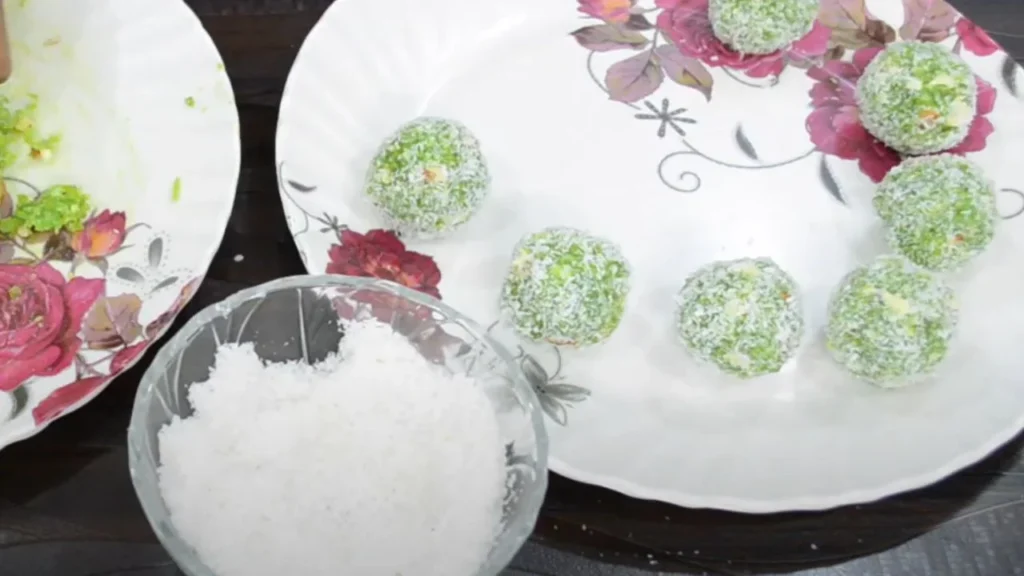 Lauki Coconut Laddoo recipe