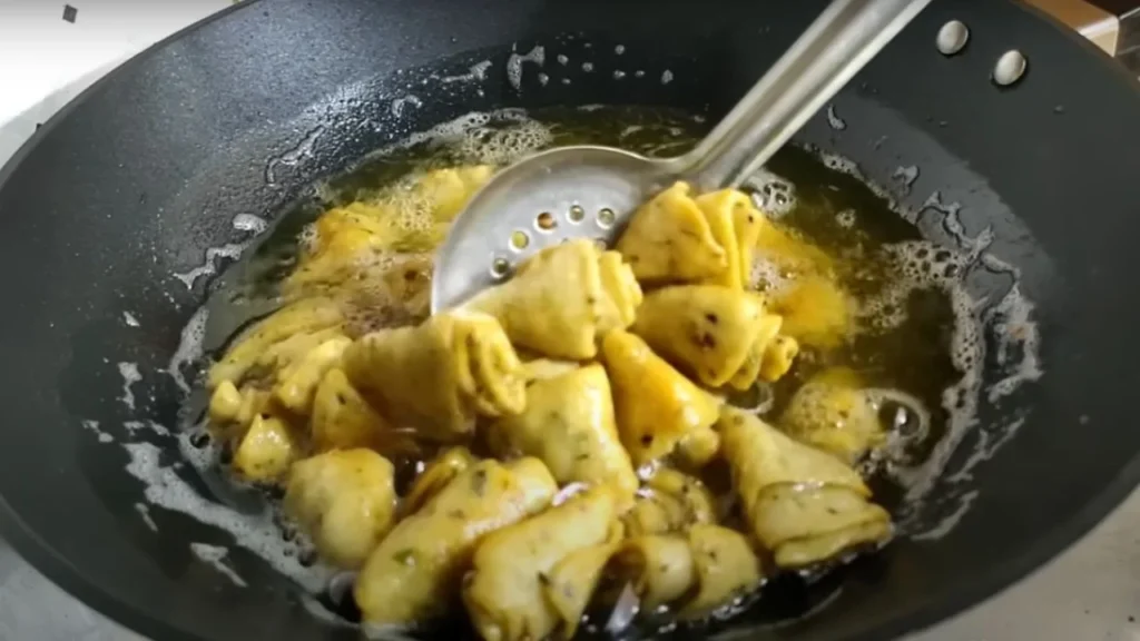 Samosa Mathari Recipe