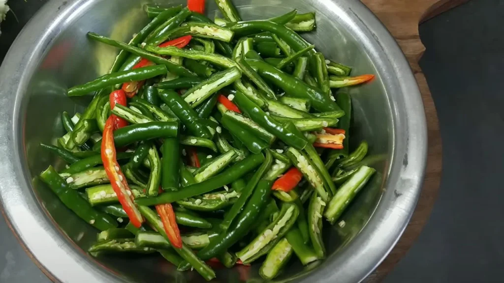 mirch ka achar or green chilli pickle in hindi