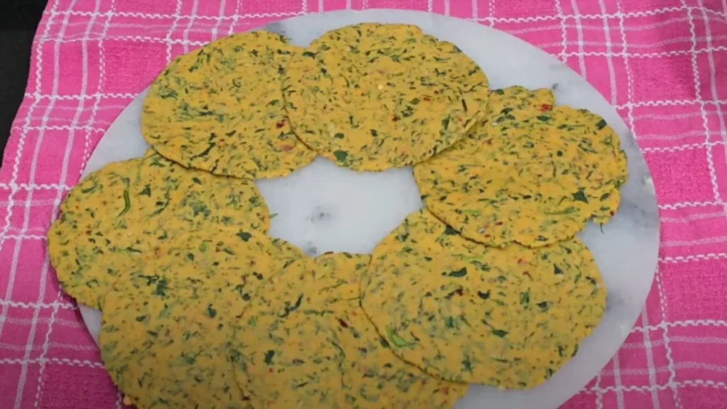 Methi ka Puri 